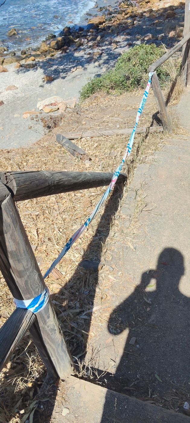 Se reportó año pasado lo mismo. Arreglaron solo con una madera transversal.