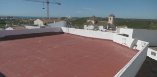 Arreglos en la cubierta de la Casa de la Cultura