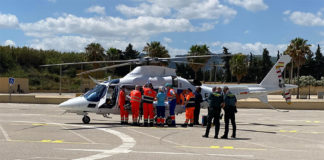 Evacuan en helicóptero a un bebé por quemaduras Helicoptero Manilva