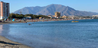 Las reservas en la playa están prohibidas Playa Puerto de la Duquesa