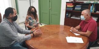 Correos prevé mejoras en la localidad Reunión con los responsables de Correos
