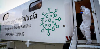 La Junta concede el segundo cribado para Manilva Unidad movil cribado Andalucia
