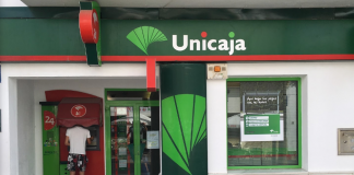 El nucleo de Manilva se queda sin sucursal bancaria Unicaja Manilva
