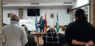 Reunión informativa sobre las obras del paseo marítimo Reunion empresarios