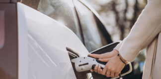 Small Oasis dispondrá de puntos de recarga para vehículos eléctricos carga electrica Manilva
