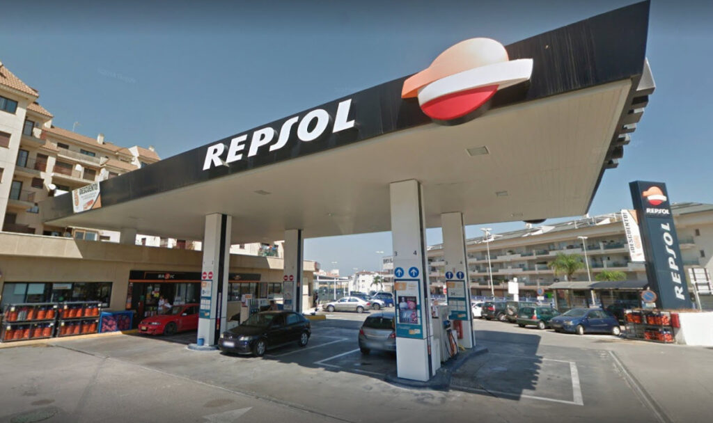 Estación de Servicio Repsol