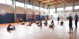 Alumnos del IES Las Viñas visitan la ciudad deportiva de Sabinillas