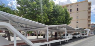 La nueva parada de taxi ya está operativa Taxi Sabinillas