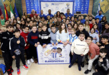 Alumnos del CEIP Pablo Picasso visitan La Rosaleda Malaga CF
