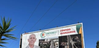 Izquierda Unida hace retirar carteles de Compromiso