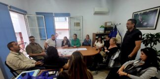 Reunión con los comerciantes del paseo marítimo