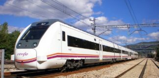 Compromiso presenta una moción para que el tren litoral llegue a Manilva