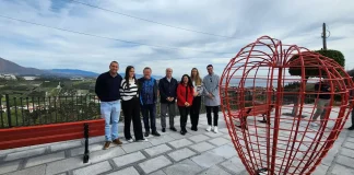 Inauguración romántica para el día de San Valentín balcon del amor en Manilva