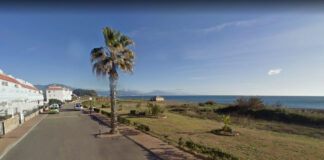 A subasta una parcela en Aldea Beach