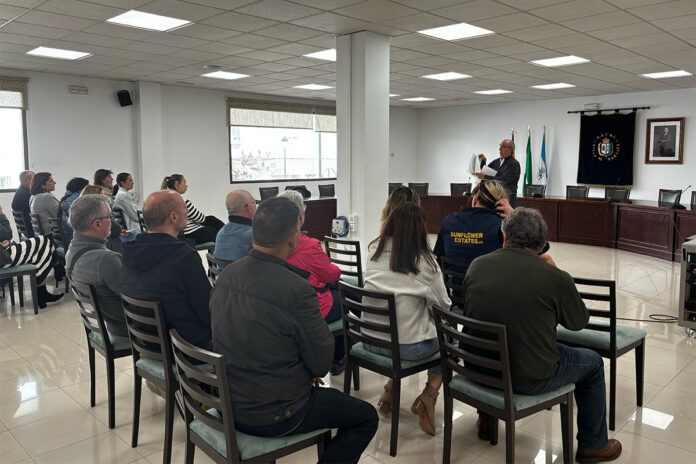 reunion comerciantes