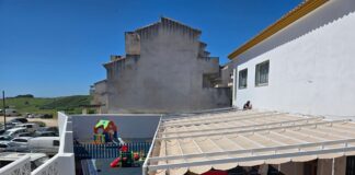 Mejoras en los centros educativos del municipio toldo Guardería de Manilva