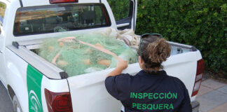 Inspección Pesquera de la Junta incauta artes de pesca ilegales en Málaga, en colaboración con el Seprona inspeccion pesquera