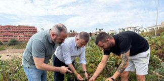 VOX se reúne con los agricultores de Manilva Ayudas agricultores de Manilva