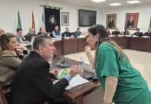 Marín denuncia dejación de funciones con los desahucios de la calle Sarmiento Antonio Marin en Pleno