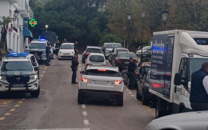 Control en el Puerto de la Duquesa