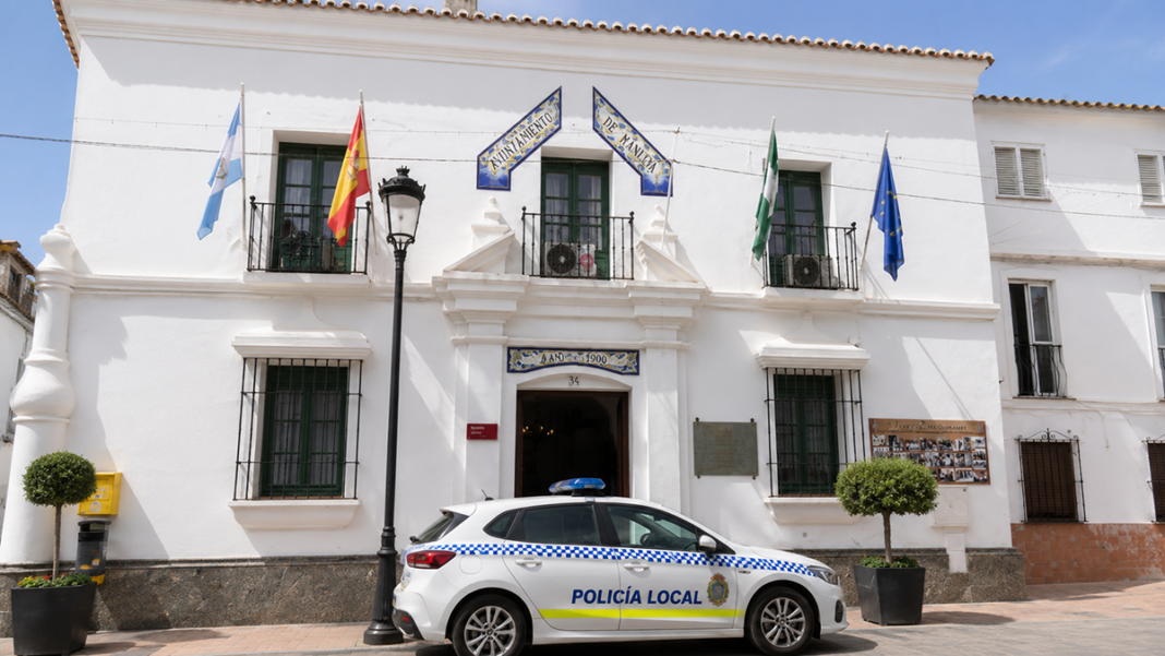 policia Ayuntamiento de Manilva
