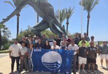 Las playas de Sabinillas y Las Gaviotas izan un año más sus Banderas Azules bandera azul 2026