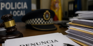 La polémica de las oposiciones de Policía Local en Manilva da un salto a la Fiscalía denuncia policia