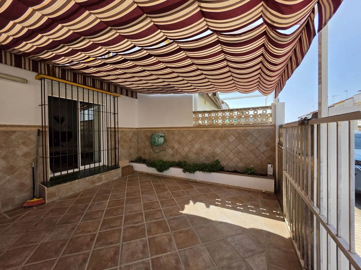 Chalet / Villa en venta en Manilva pueblo, 3 dormitorios