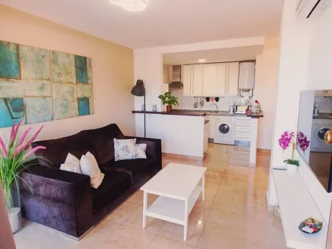 Piso / Apartamento en venta en El Castillo de la Duquesa, 2 dormitorios