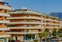 Manilva, entre los municipios andaluces donde más se dispara el precio de la vivienda de segunda mano