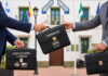 El alcalde modifica las delegaciones de Agustín Vargas y Rogelio Pascual tras el paso de los cuatro ediles a la condición de no adscritos cambio de concejalías