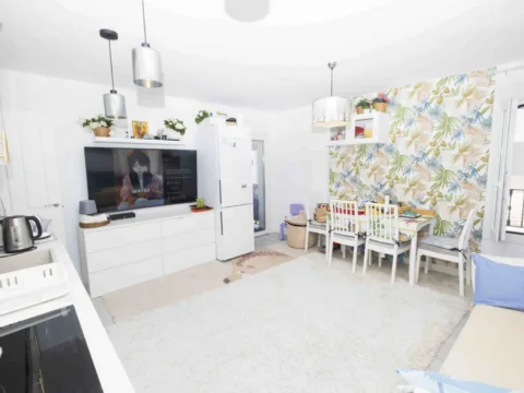 Piso / Apartamento en venta en San Luis de Sabinillas, 2 dormitorios