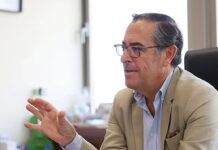 Briones suspende en educación… la reunión con las AMPAS media hora antes de salir para Málaga Miguel Angel Briones