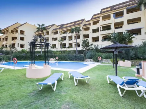 Piso / Apartamento en venta en El Castillo de la Duquesa, 2 dormitorios