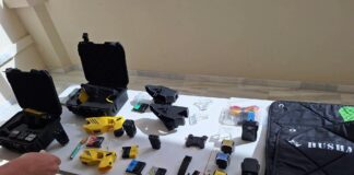 La Policía Local de Manilva refuerza su formación con un curso práctico sobre dispositivos Táser